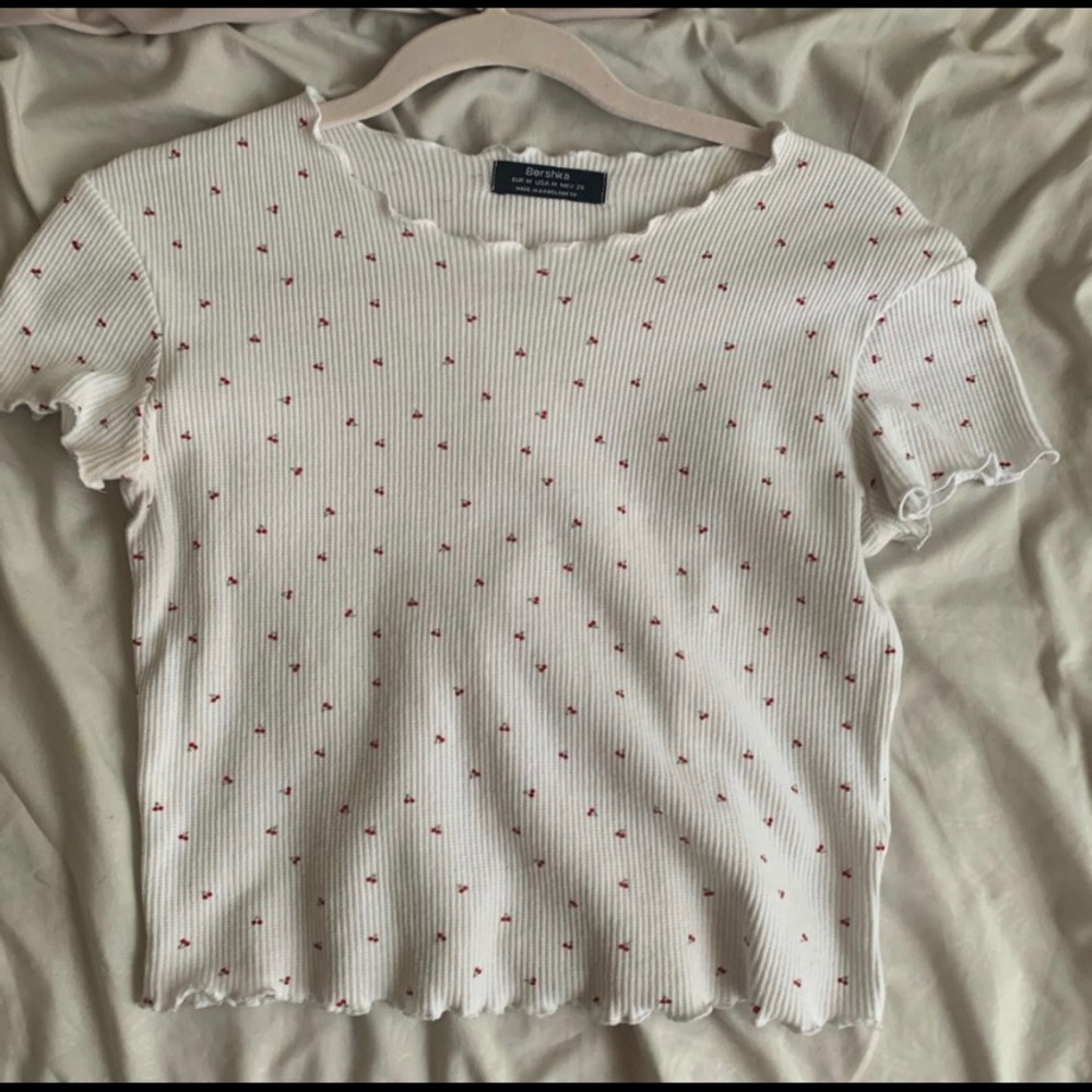 super cute top reminds me of brandy !